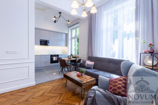 małopolskie, Krak&oacute;w, Grzeg&oacute;rzki, H. Kołłątaja, Apartament blisko Starego Miasta 2 pokojowy