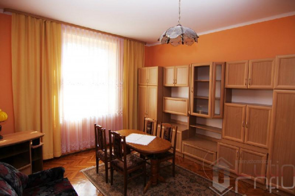 Krak&oacute;w, Podg&oacute;rze, Pod Kopcem, Jednopokojowe pokojowe mieszkanie***Kopiec Kraka